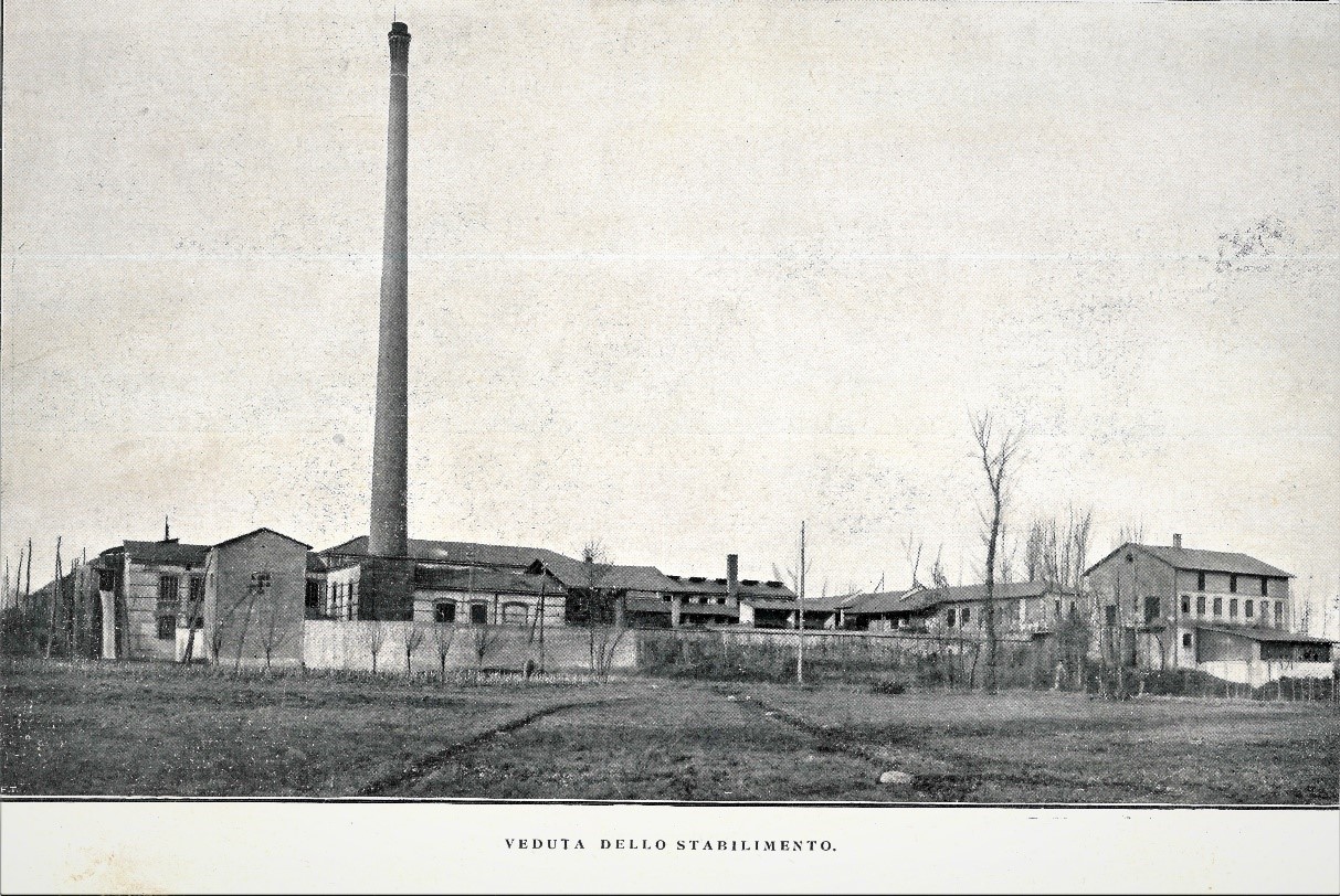 Vista esterna del Lanificio Angelo Mosca al Maglioleo nel 1925
