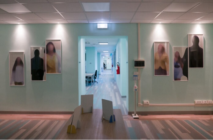 immagine Un farmaco emozionale: l'arte in ospedale per sostenere il lavoro di medici e infermieri