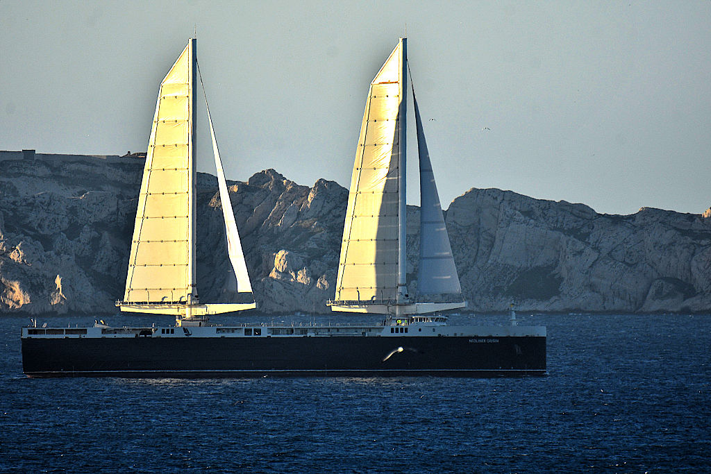 immagine Maxi vele per la nave cargo