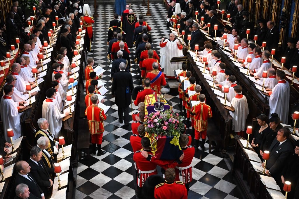 immagine L'ultimo addio alla Regina